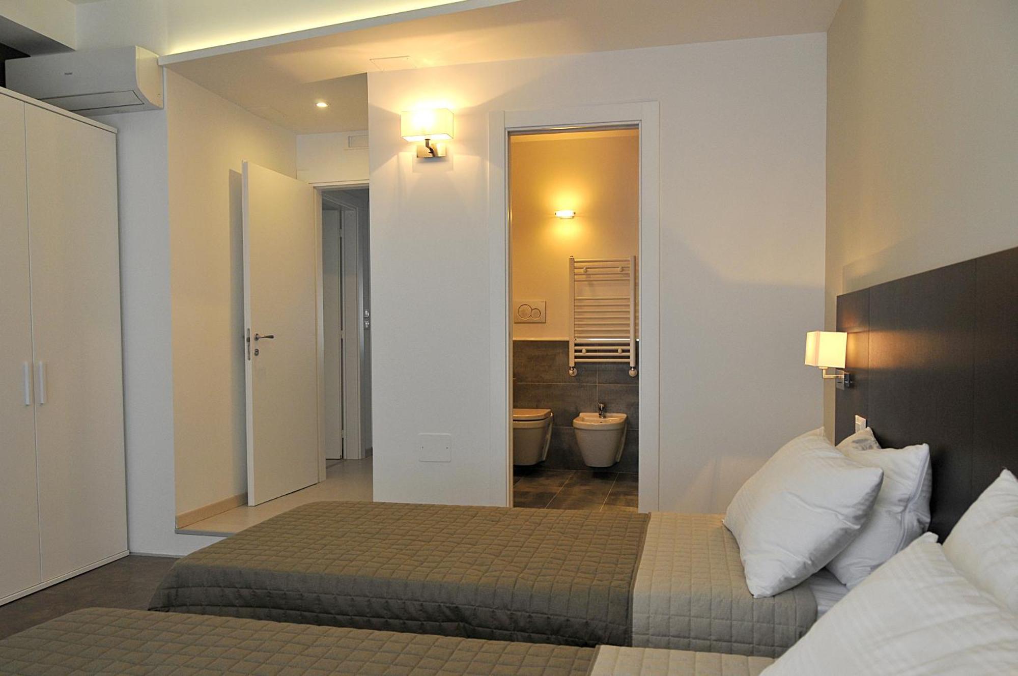 Bed and Breakfast Le Stanze Sul Corso Pescara Habitación foto