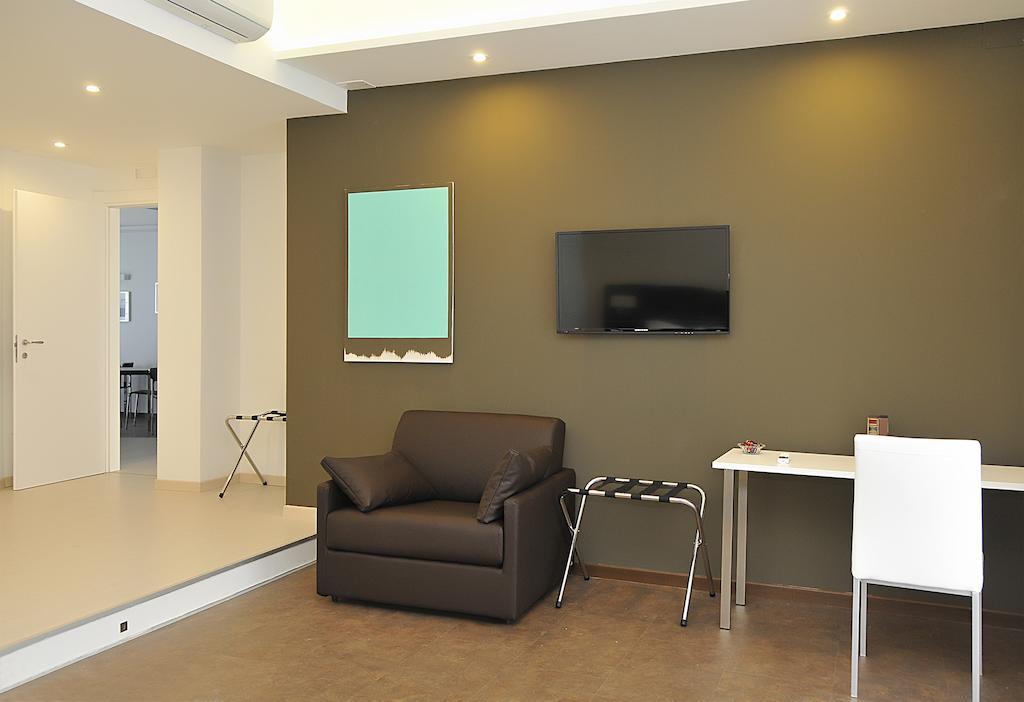 Bed and Breakfast Le Stanze Sul Corso Pescara Habitación foto