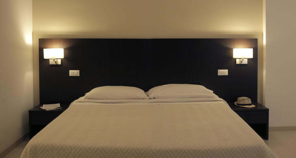 Bed and Breakfast Le Stanze Sul Corso Pescara Exterior foto