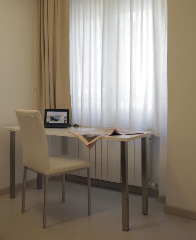 Bed and Breakfast Le Stanze Sul Corso Pescara Exterior foto