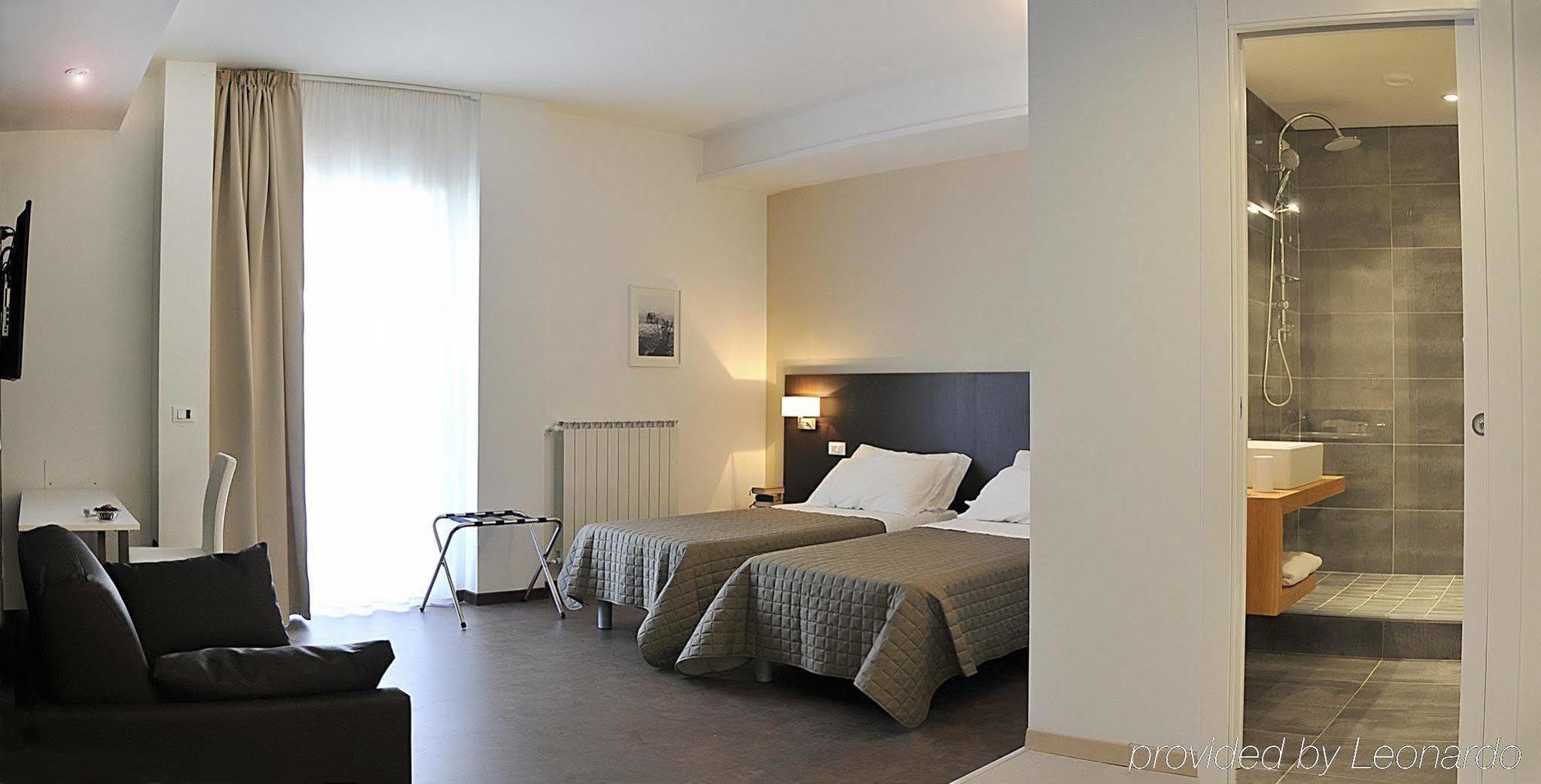 Bed and Breakfast Le Stanze Sul Corso Pescara Exterior foto