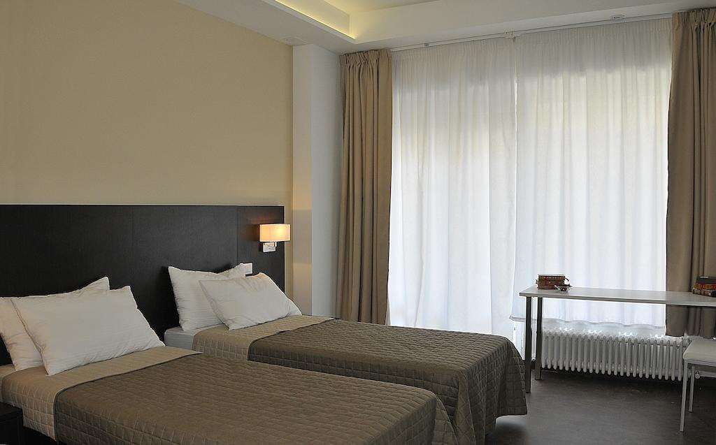 Bed and Breakfast Le Stanze Sul Corso Pescara Habitación foto